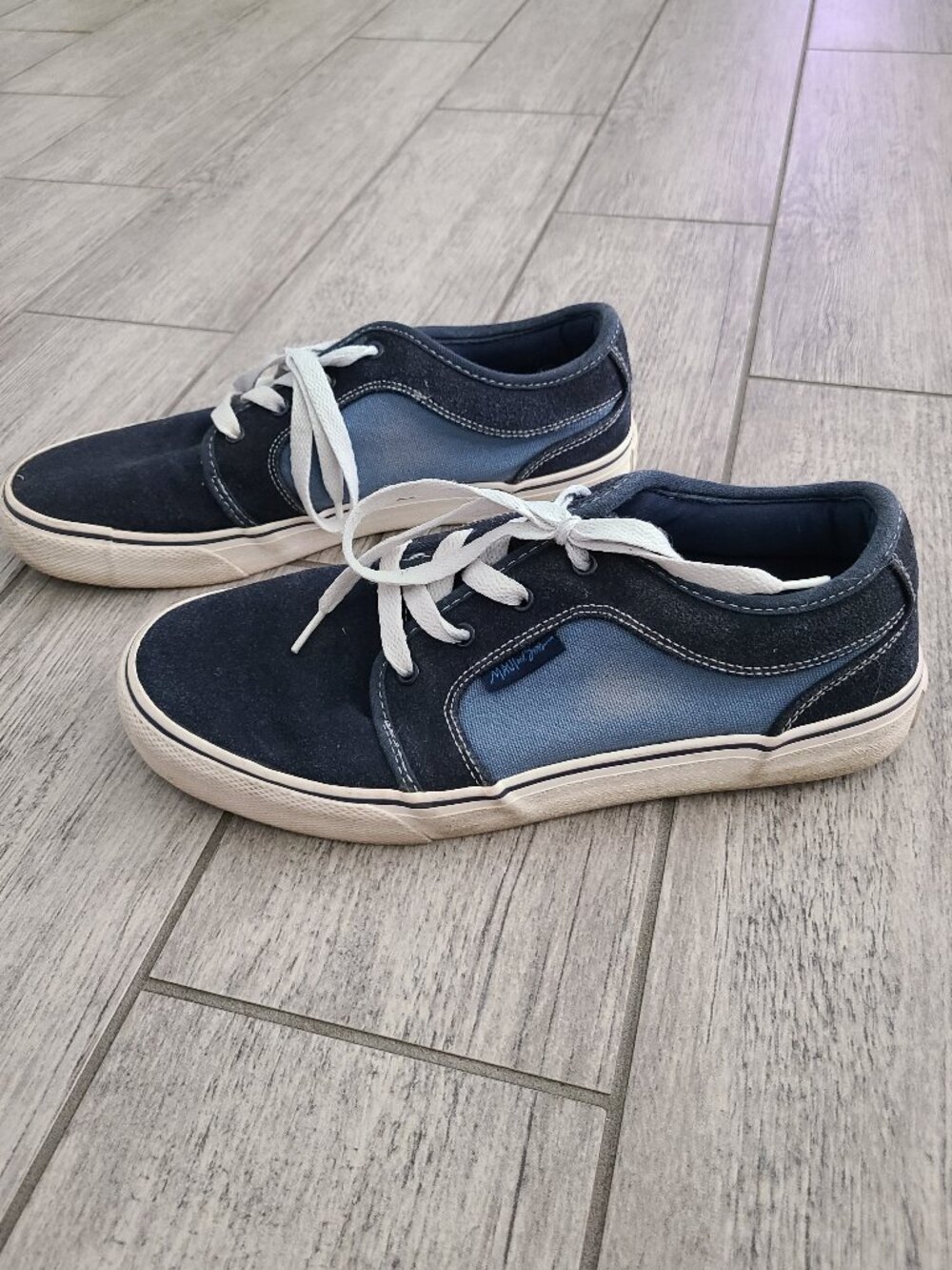 Maui and Sons Wave Men's Canvas Sneakers Blue Black Size 9.5